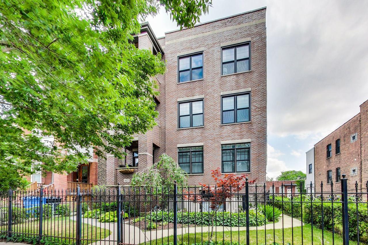 1423 W Argyle St. #1S, Chicago, IL 60640