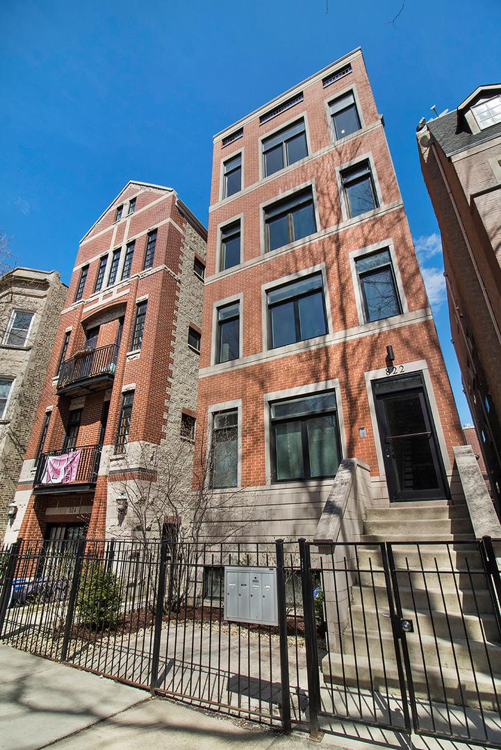 822 W Buckingham Pl. #401, Chicago, IL 60657