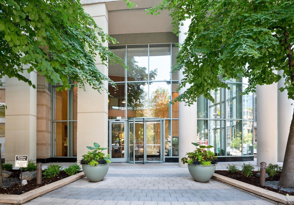 345 N Lasalle Dr. #1106, Chicago, IL 60654