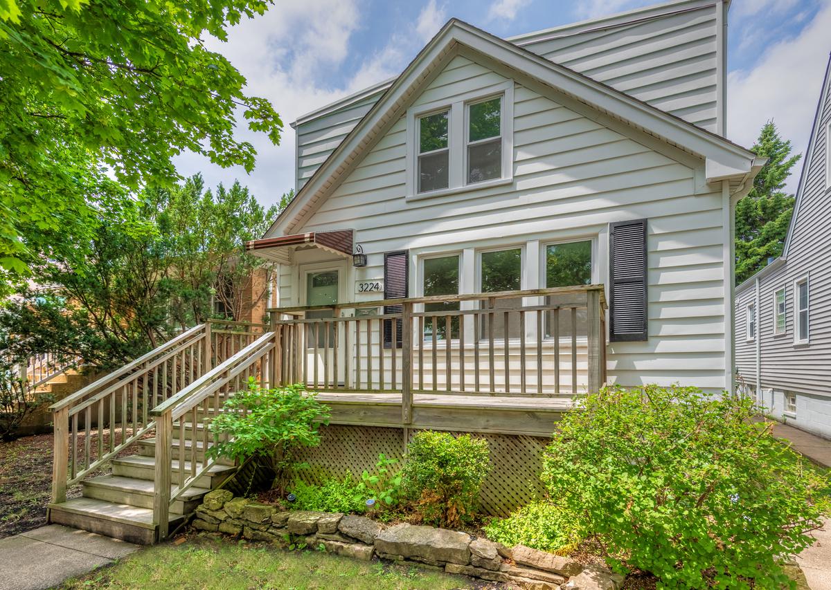 3224 N Orange Ave., Chicago, IL 60634