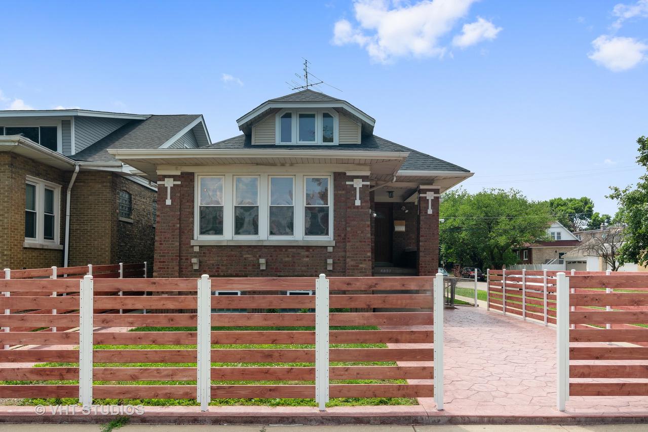 4857 W Wellington Ave., Chicago, IL 60641