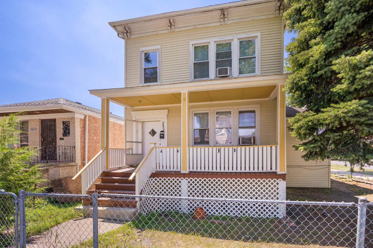 2455 W Pershing Rd., Chicago, IL 60632