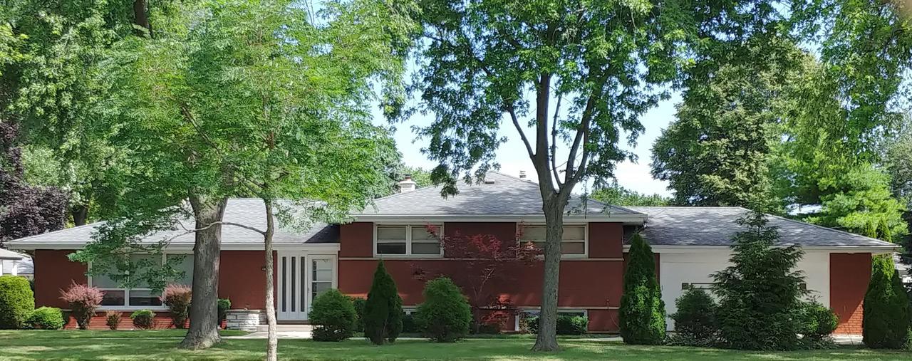 10353 Kedvale Ave., Oak Lawn, IL 60453