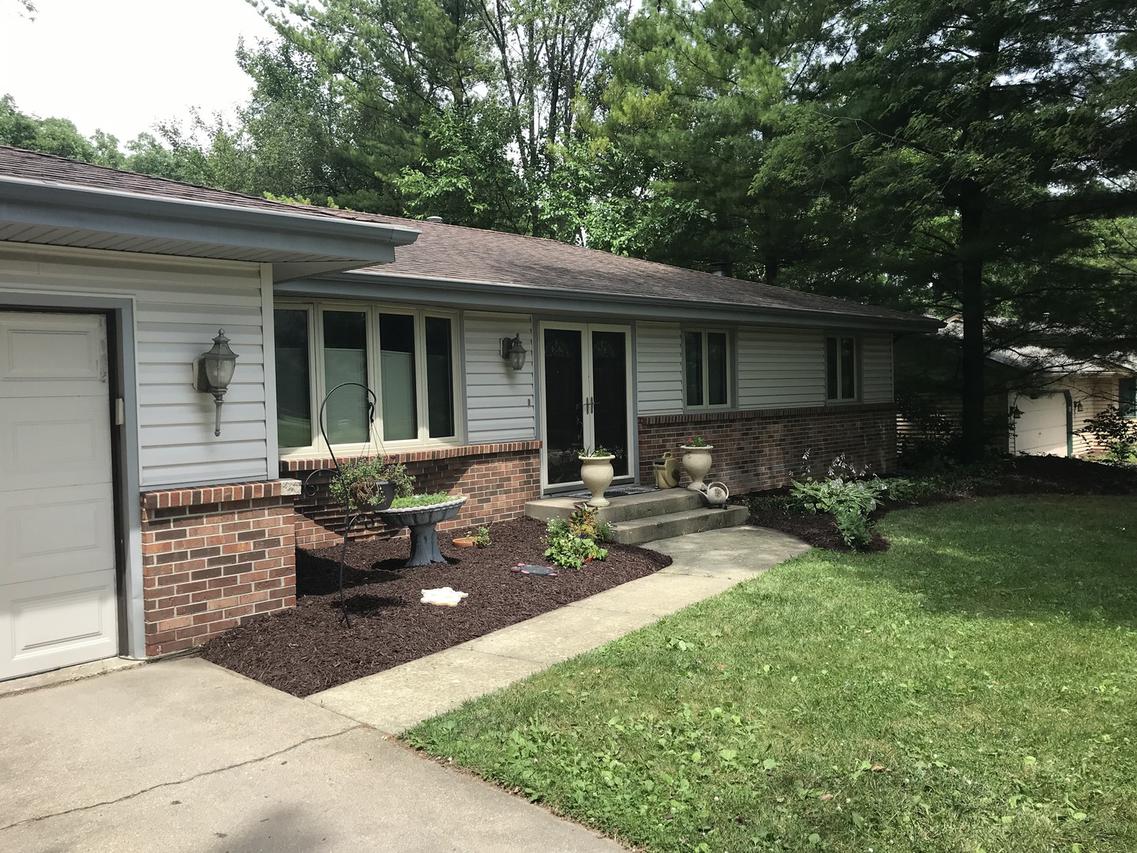 8138 Prince Charming Ln., Roscoe, IL 61073