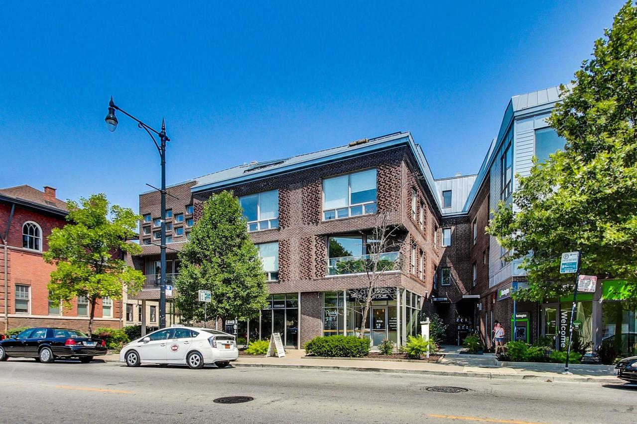 2136 W North Ave. #2E, Chicago, IL 60647