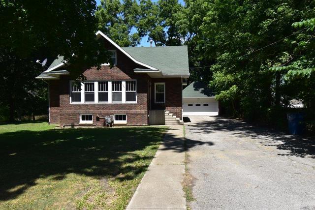 215 E Prairie St., Odell, IL 60460