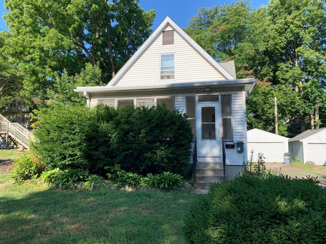 305 N Willis Ave., Champaign, IL 61821