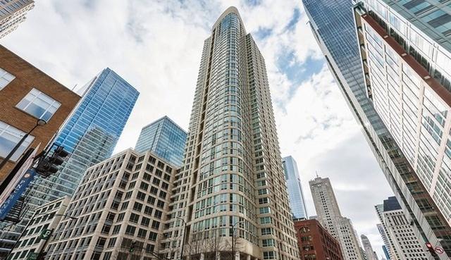 345 N La Salle St. #405, Chicago, IL 60654
