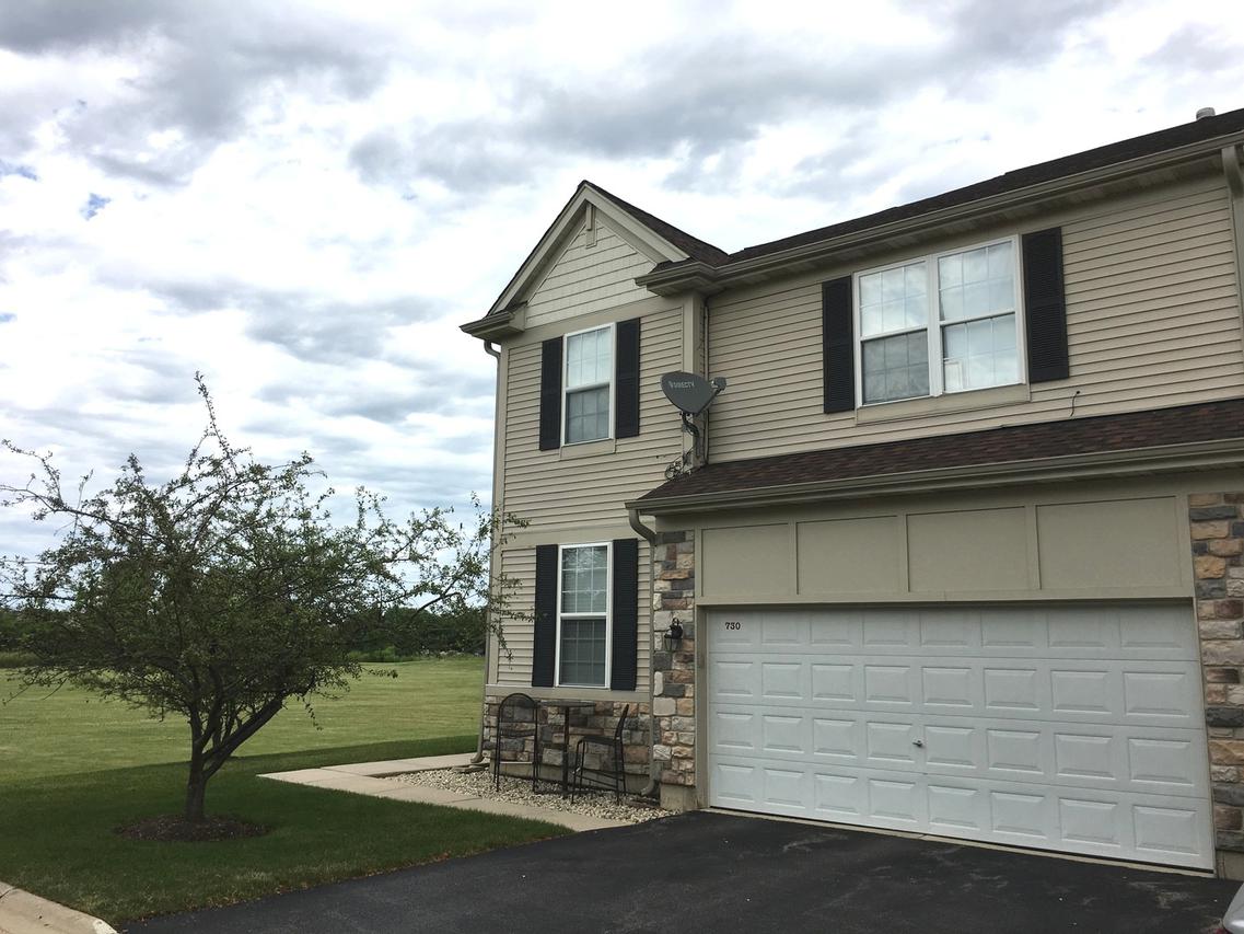 730 Dillon Ct., Grayslake, IL 60030