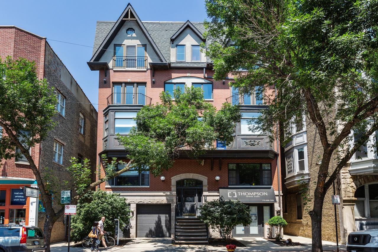 1122 W Armitage Ave. #202, Chicago, IL 60614
