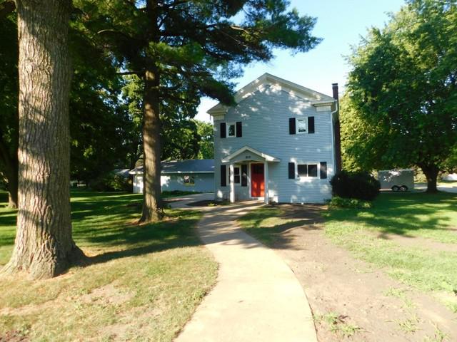 610 S Main St., Rochelle, IL 61068