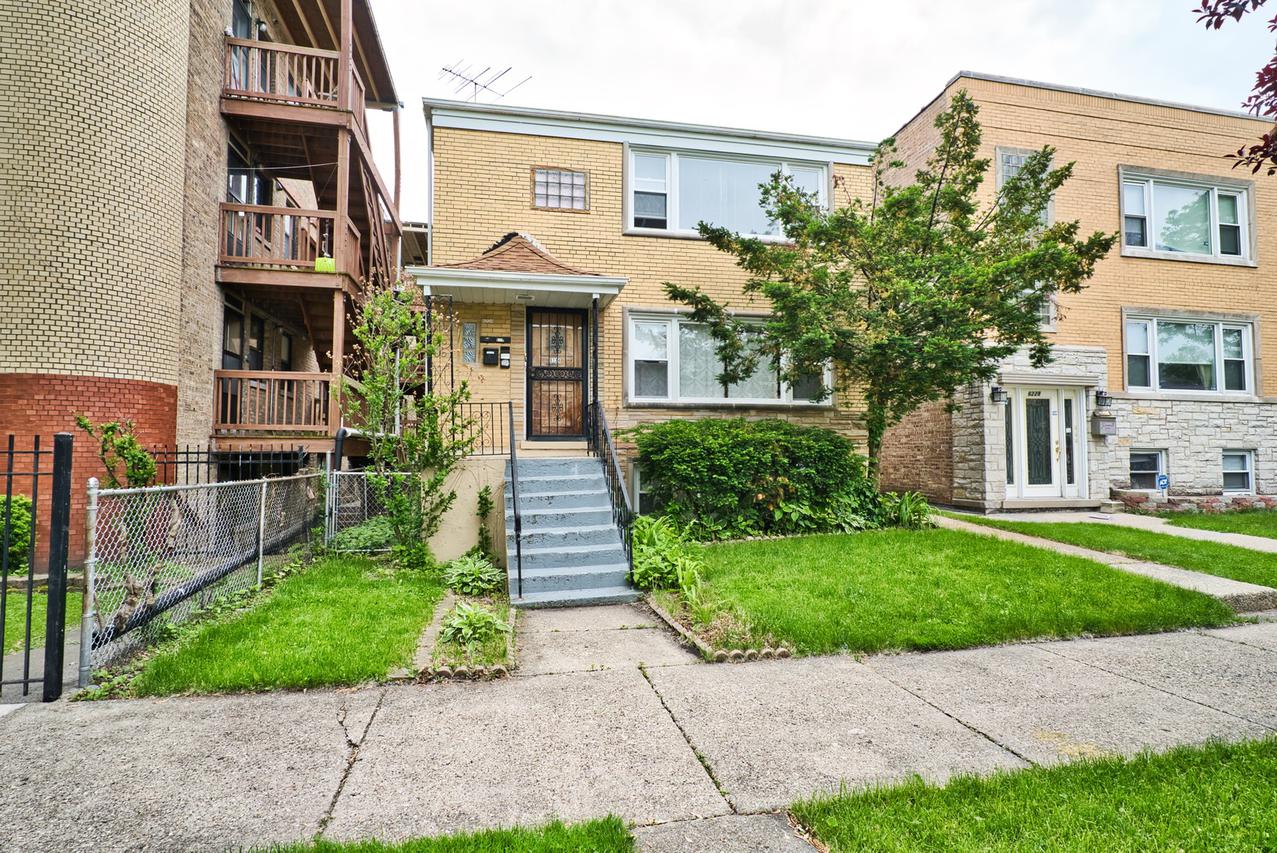 6224 N Whipple St., Chicago, IL 60659