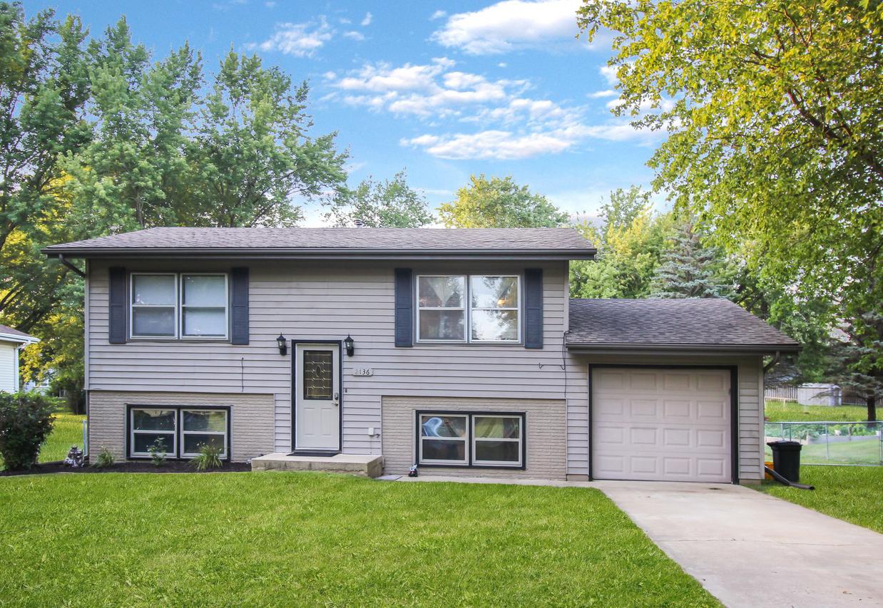 2136 Middlebury Rd., Freeport, IL 61032