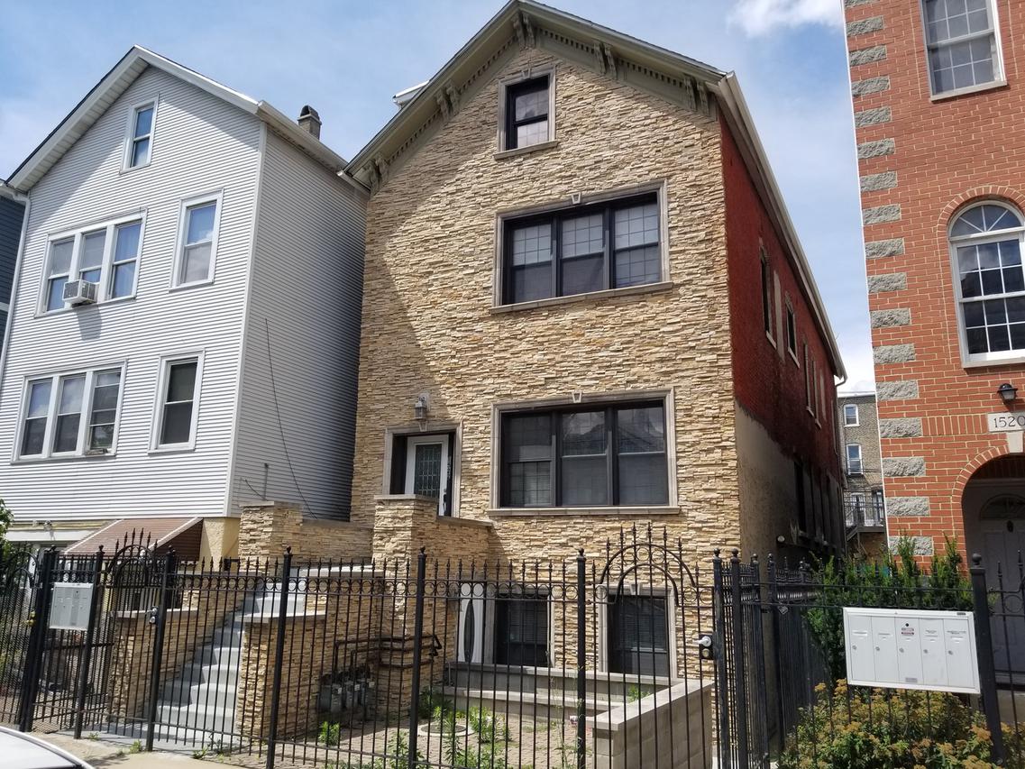 1522 W Superior St., Chicago, IL 60622