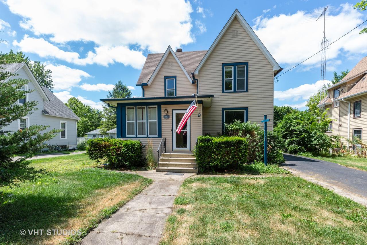 615 N 7th St., Dekalb, IL 60115