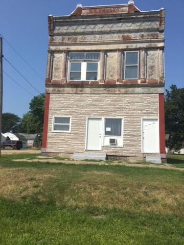 200 N Main St., Manlius, IL 61338