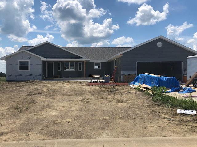 309 Lincoln St., Fisher, IL 61843