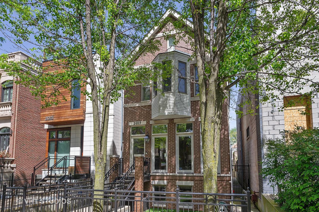 2019 N Wolcott Ave., Chicago, IL 60614