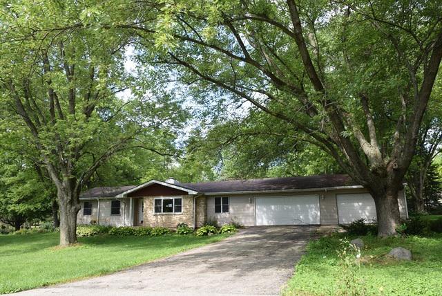 2911 Skyline Dr., Crystal Lake, IL 60012