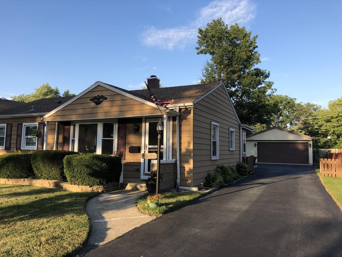4633 Clyde Ave., Lyons, IL 60534