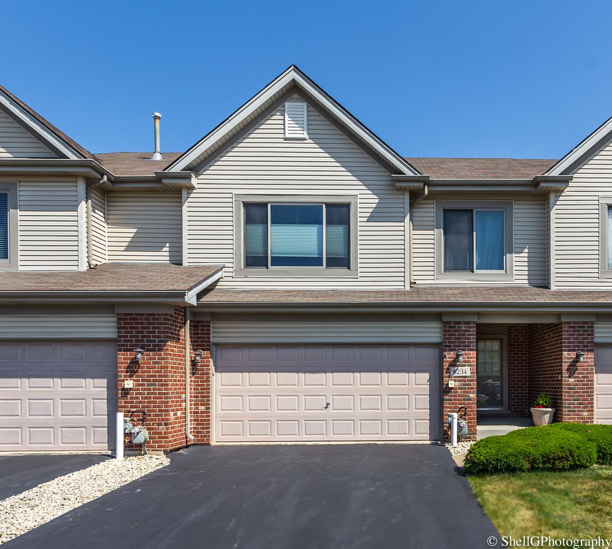 8234 Auburn Ln., Frankfort, IL 60423