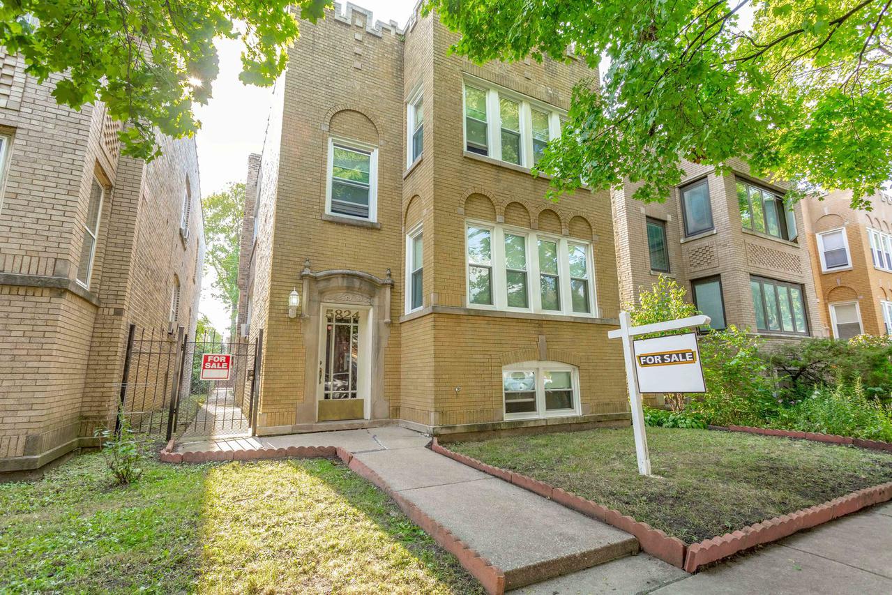 5824 N Bernard St., Chicago, IL 60659