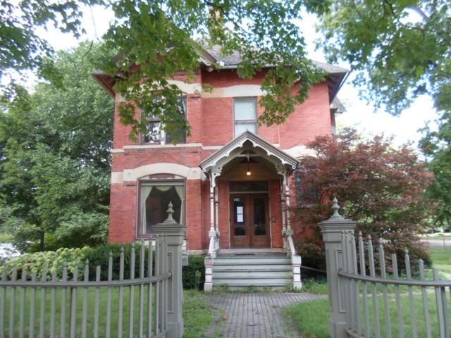 329 N 3rd St., Dekalb, IL 60115