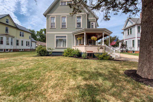 415 W Main St., Clinton, IL 61727