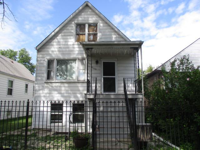 2426 N Luna Ave., Chicago, IL 60639