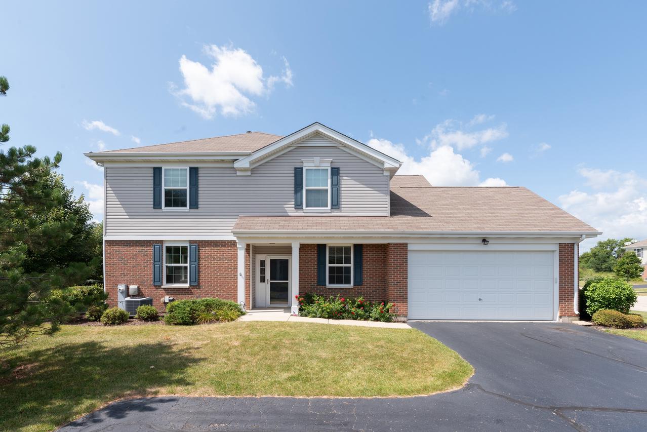1049 Carrick Ln. #18-1, Mchenry, IL 60050