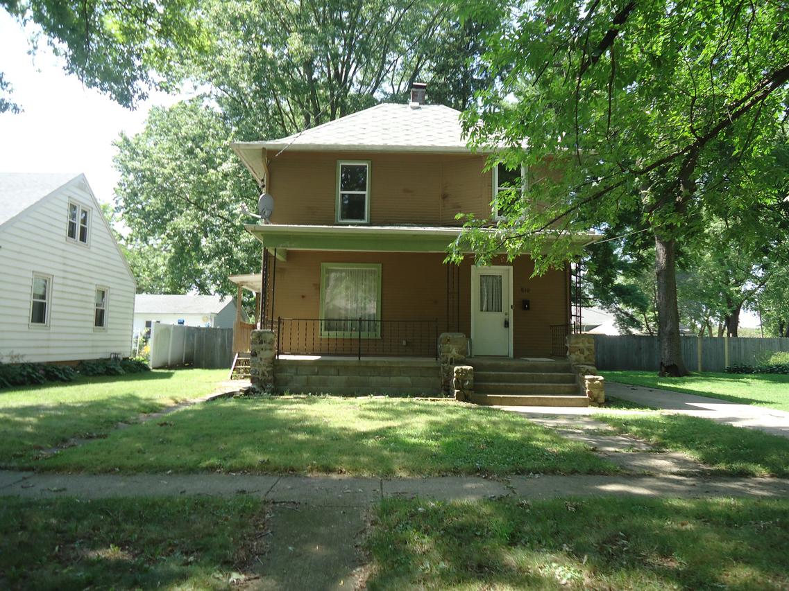 810 Roscoe Ave., South Beloit, IL 61080
