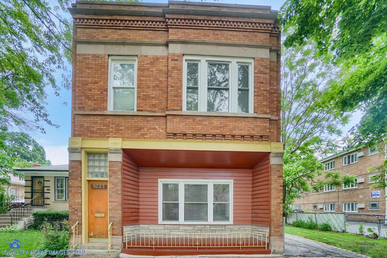 9733 S Charles St., Chicago, IL 60643
