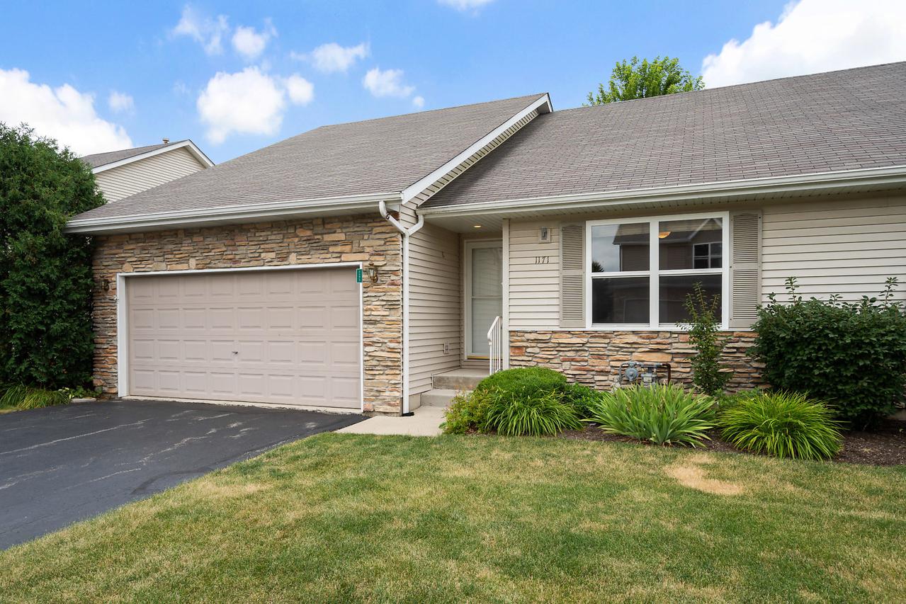 1171 Rose Dr., Sycamore, IL 60178