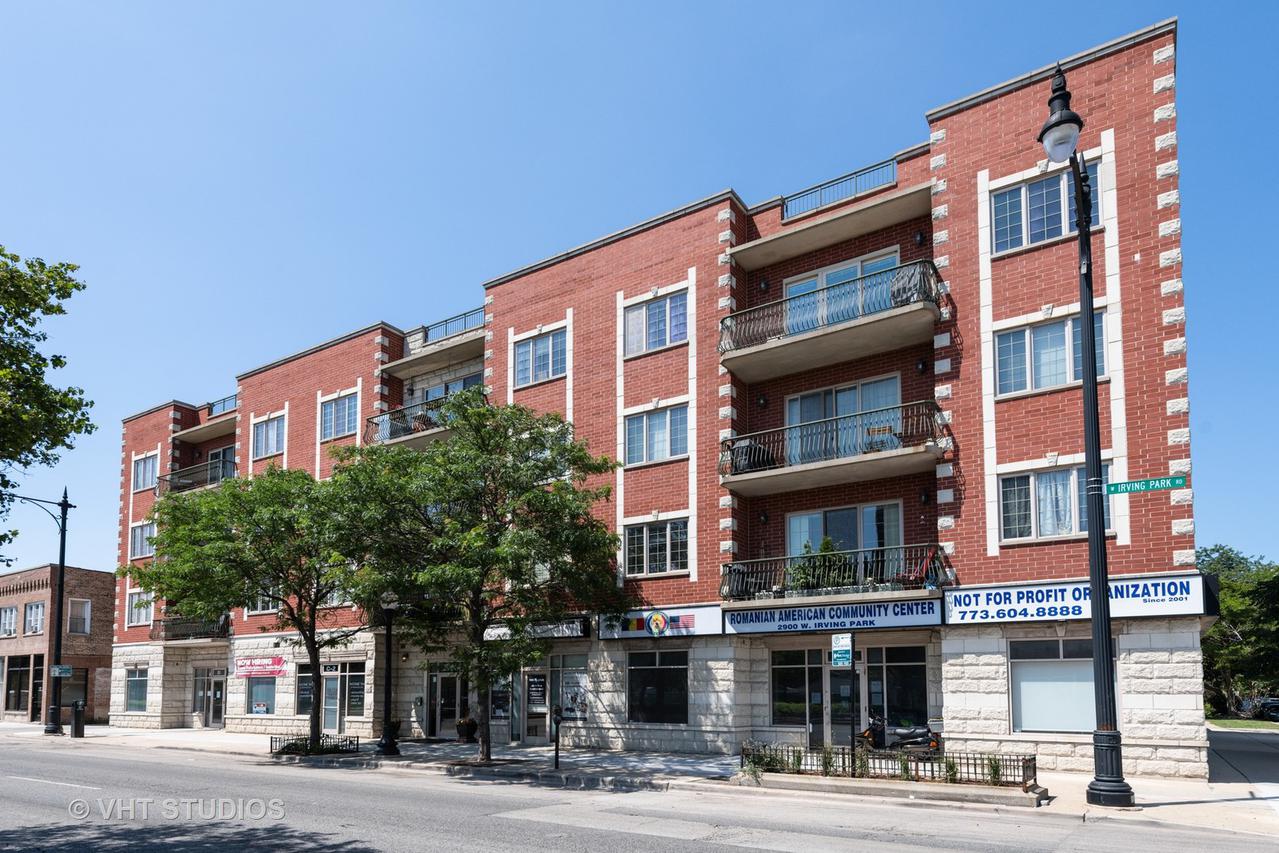2900 W Irving Park Rd. #302, Chicago, IL 60618