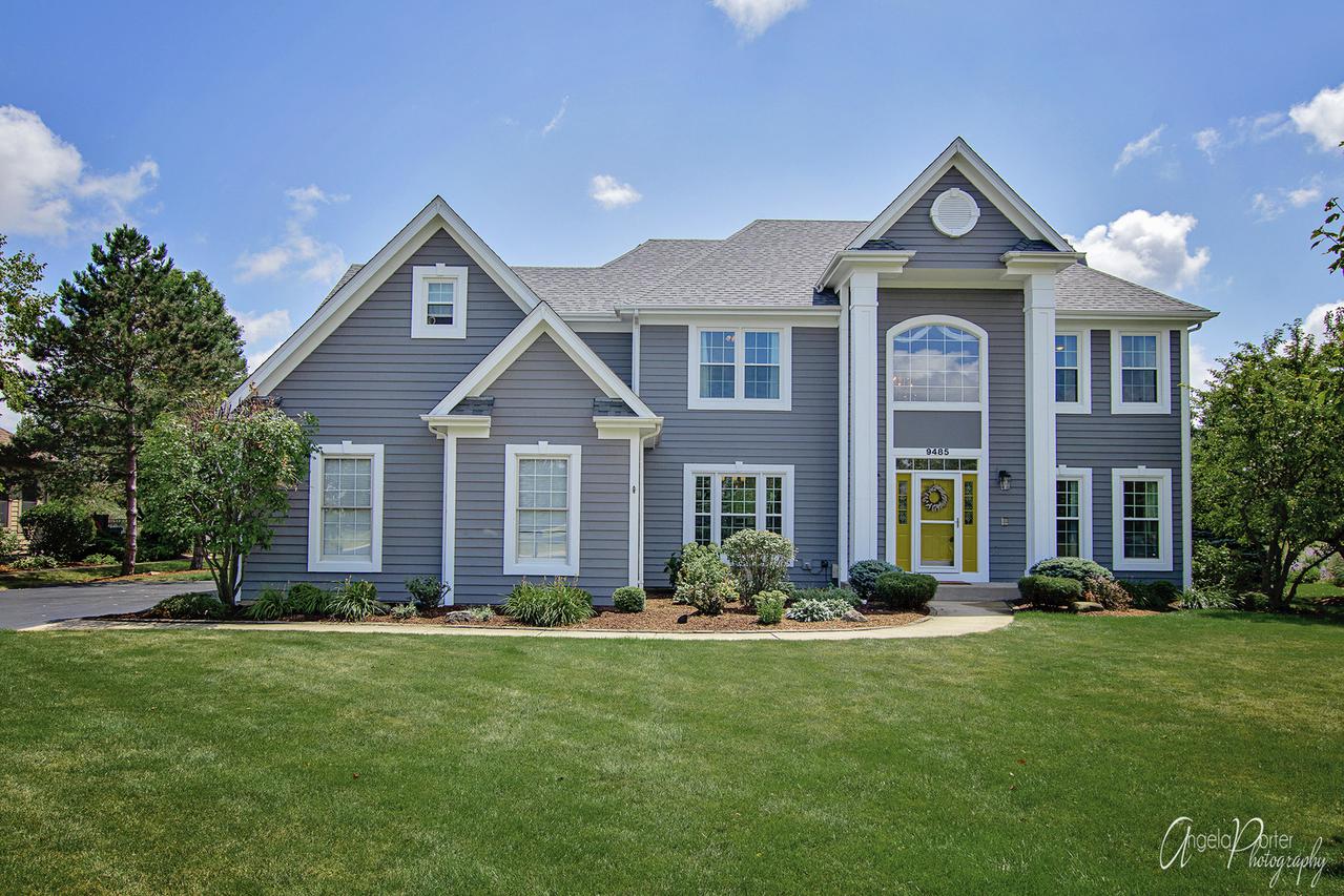 9485 Nicklaus Ln., Crystal Lake, IL 60014