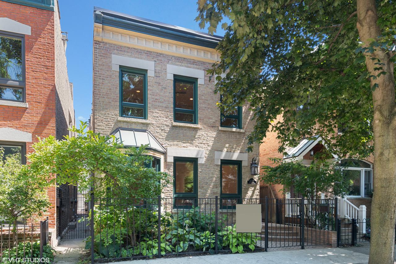2237 N Magnolia Ave., Chicago, IL 60614