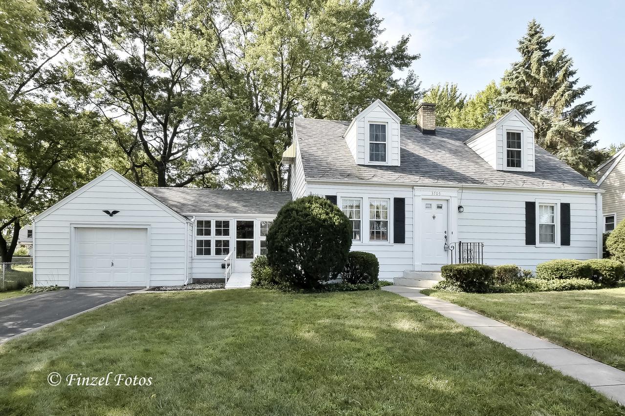 3705 Maple Ave., Mchenry, IL 60050