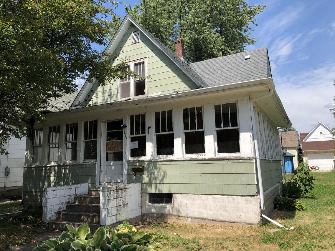 815 Grove St., Dekalb, IL 60115