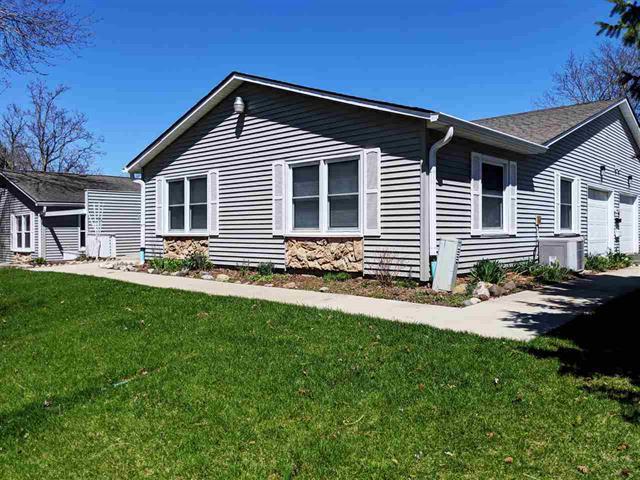 622 Woodbridge Ln. #2, Freeport, IL 61032