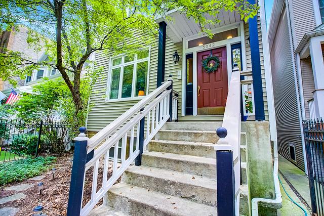 5042 N Winchester Ave., Chicago, IL 60640