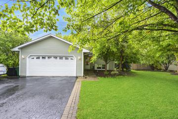 23565 N Quentin Rd., Hawthorn Woods, IL 60047
