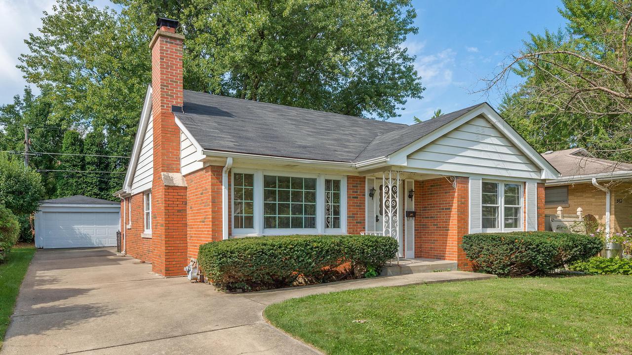 506 S Ashland Ave., La Grange, IL 60525