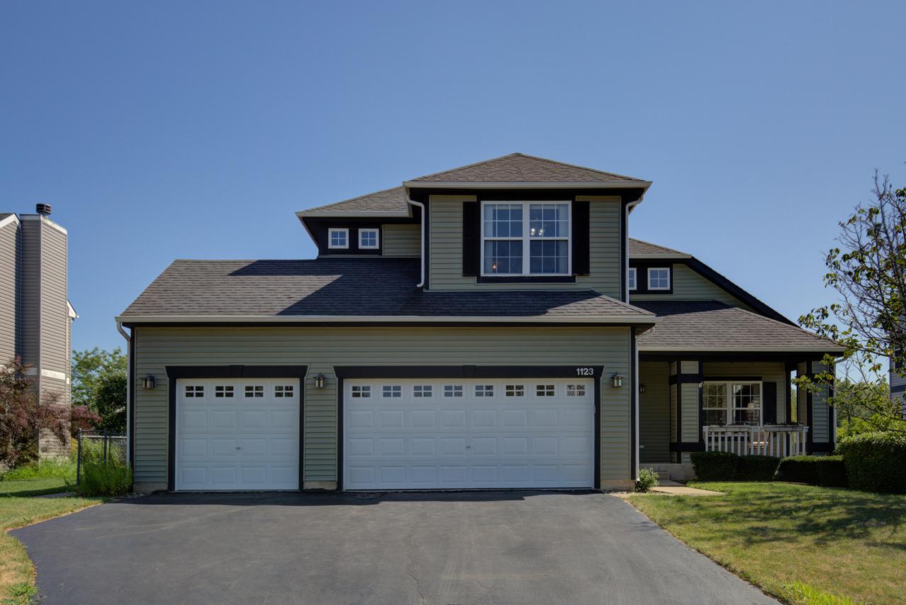 1123 Old Farm Rd., Round Lake, IL 60073