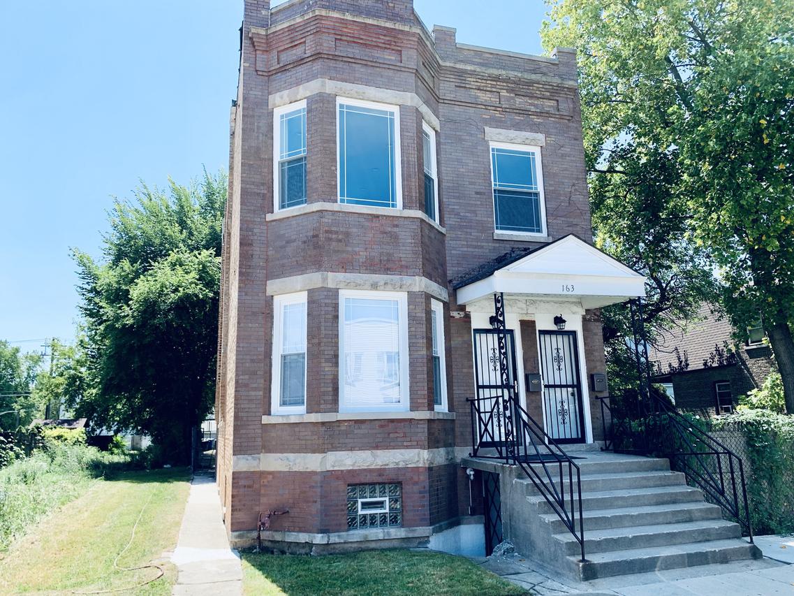 163 E Kensington Ave., Chicago, IL 60628
