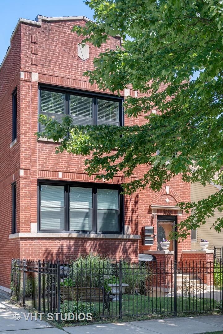 5658 W Leland Ave., Chicago, IL 60630