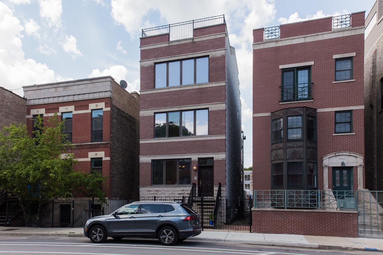 1038 N Orleans St., Chicago, IL 60610