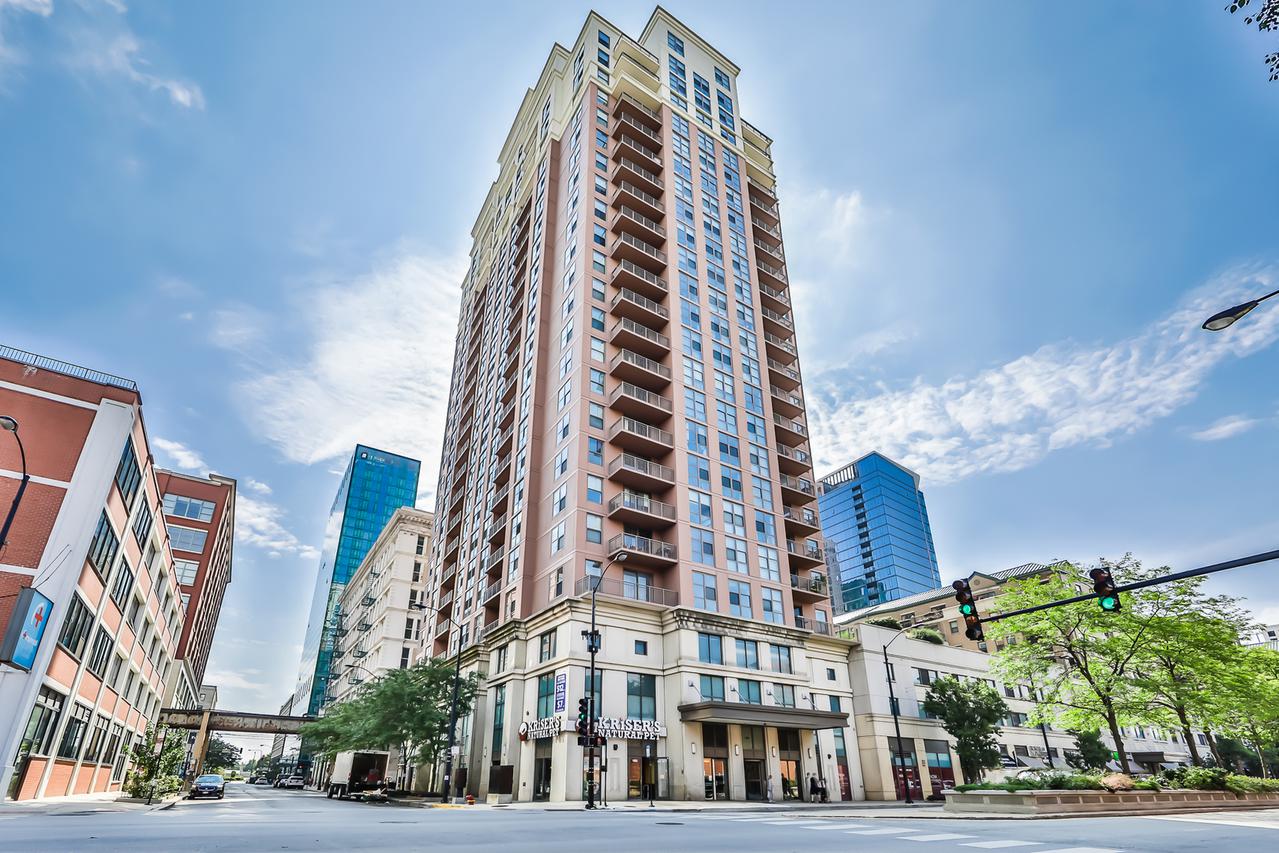 1101 S State St. #1505, Chicago, IL 60605
