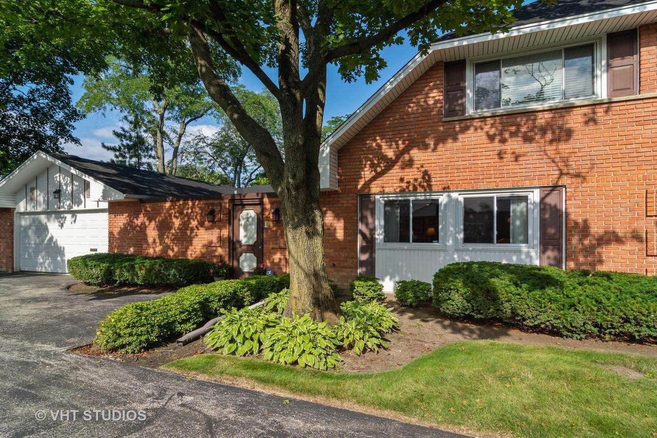 4 Harrogate On Oxford, Rolling Meadows, IL 60008