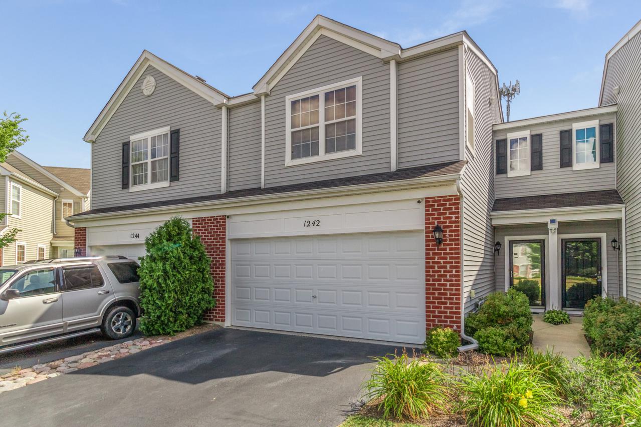 1242 Courtland Cir., Plainfield, IL 60586