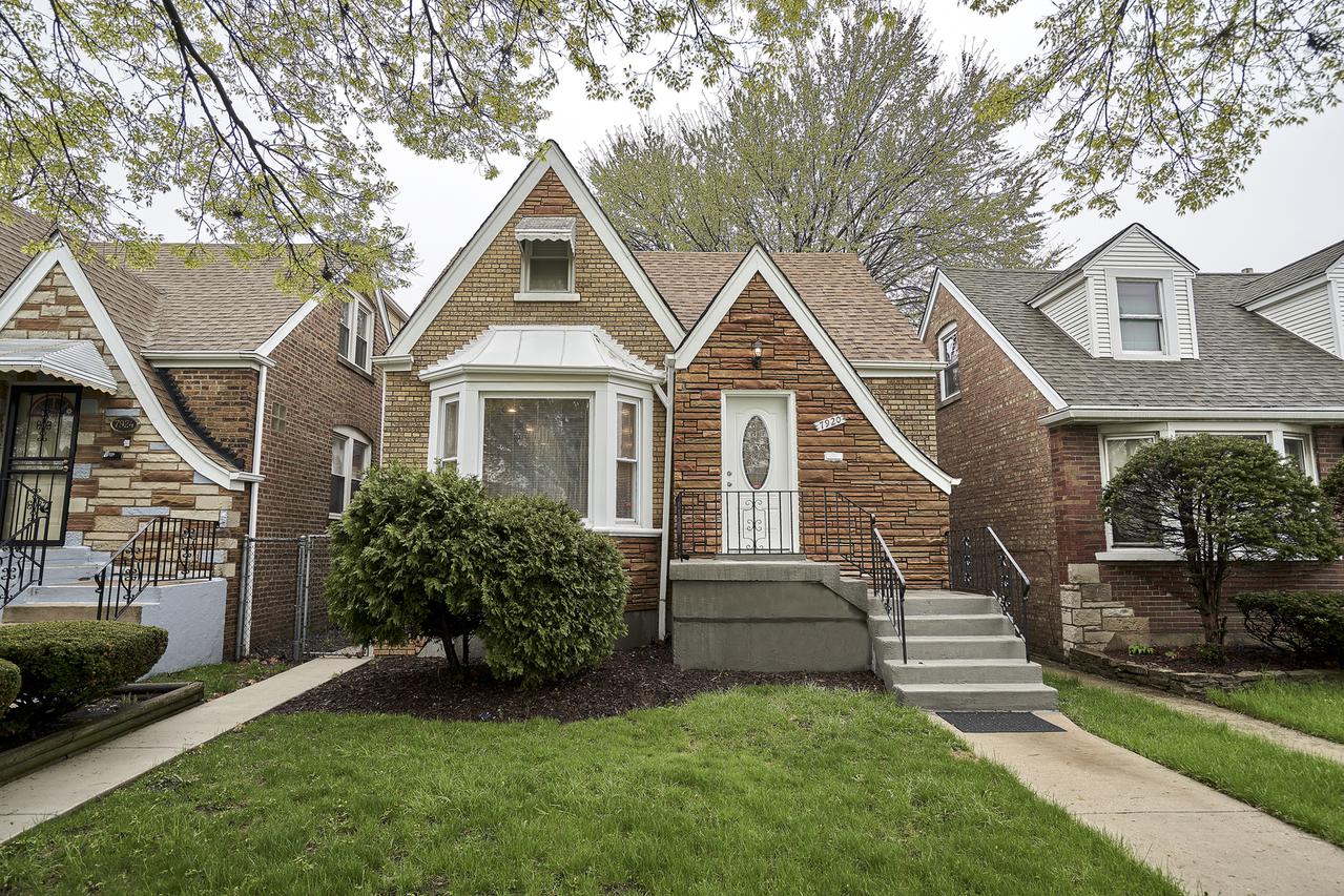 7920 S Washtenaw Ave., Chicago, IL 60652